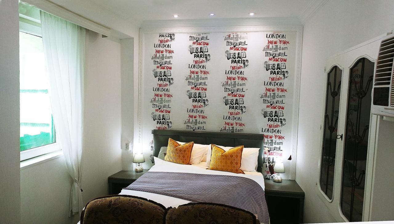 Rrooms Old City Apartment Tbilisi ภายนอก รูปภาพ